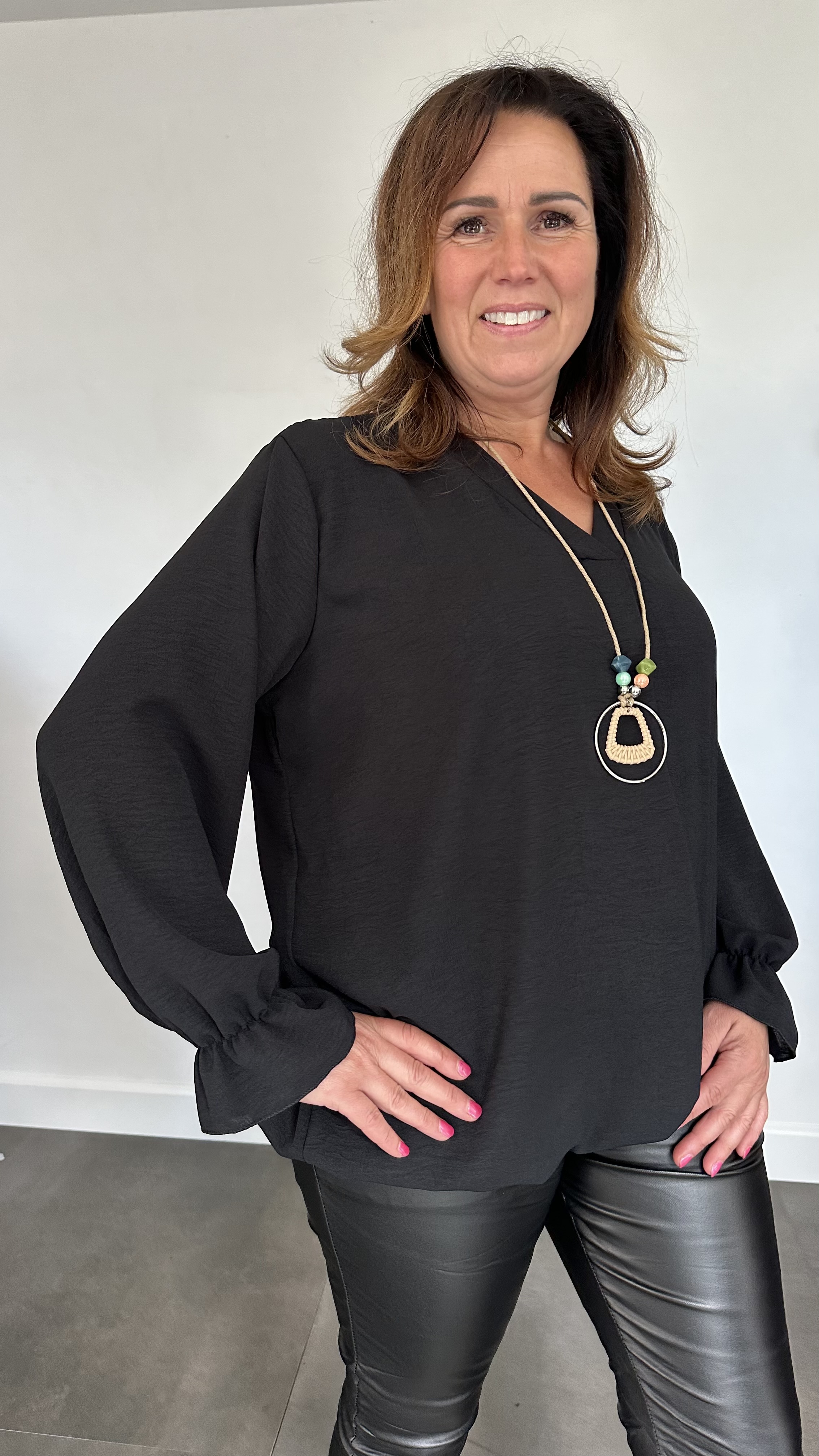 Top Maya lange mouw +SIZE zwart