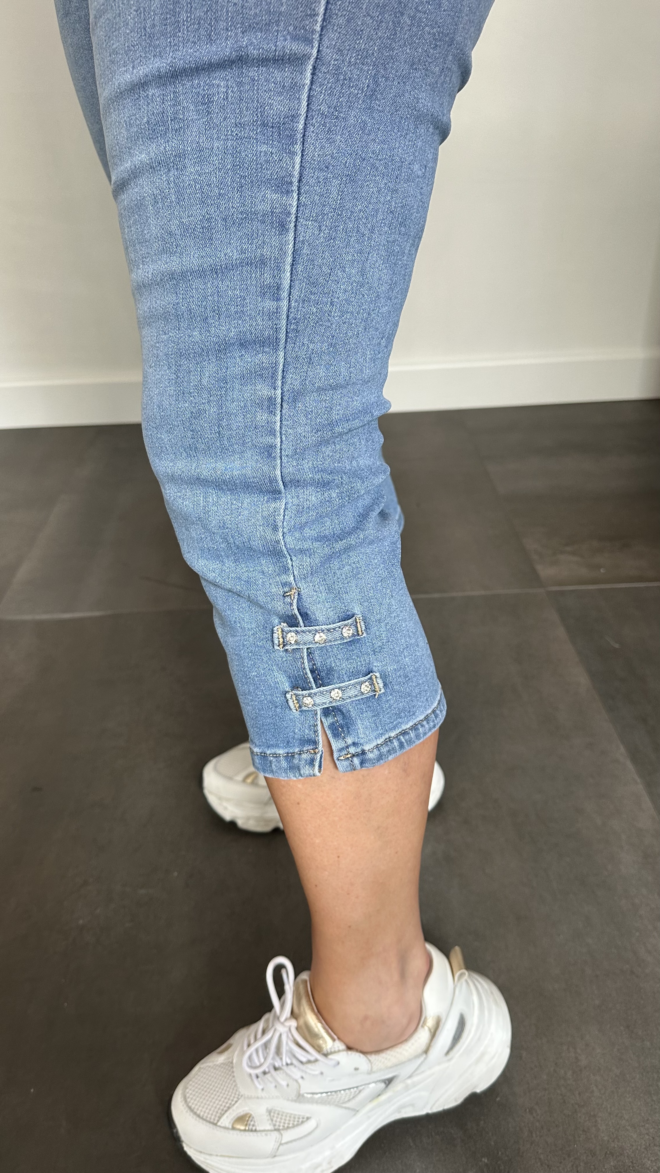 Capri stretch jeans met strass