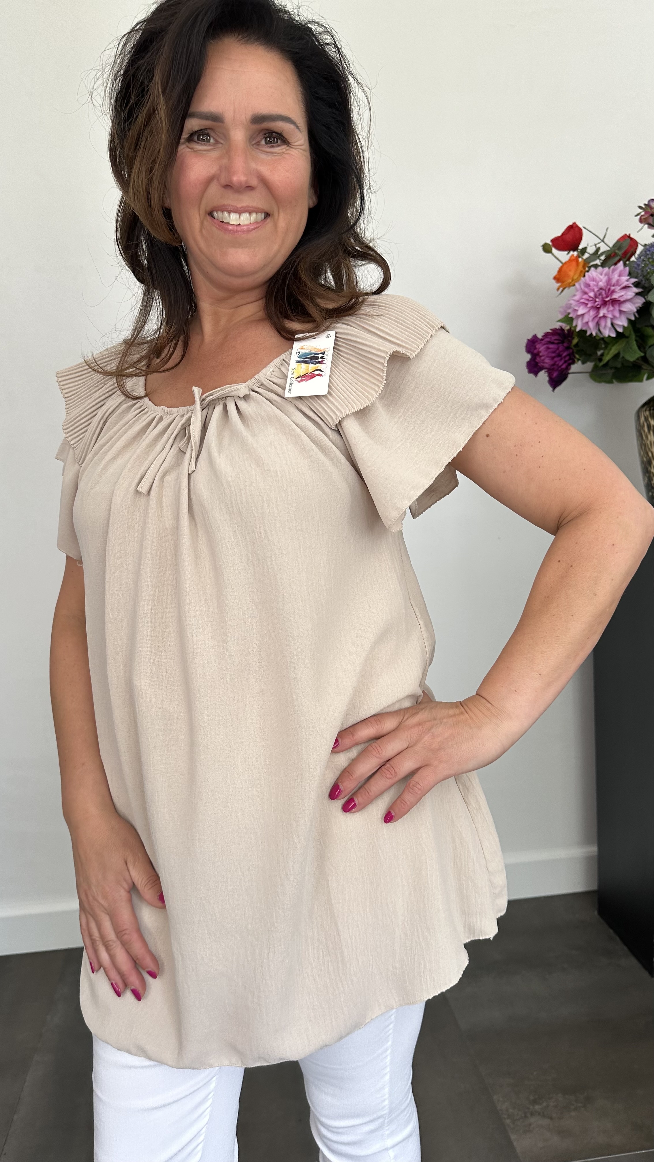 Top Kenza met plissé ruche zand SALE
