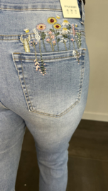 Red Berry stretch MOM fit jeans flowers