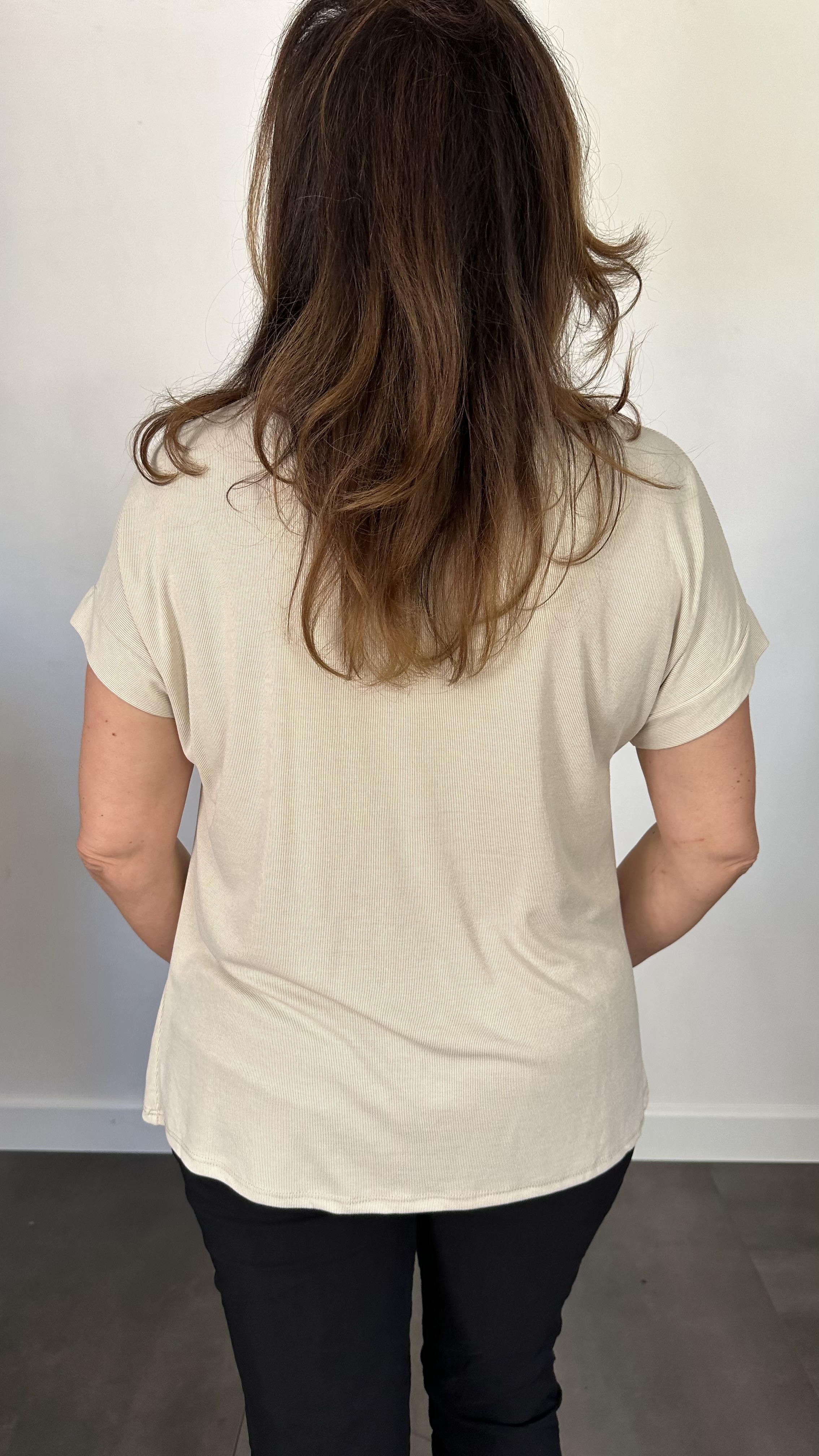 Ribbel shirt met gesp beige