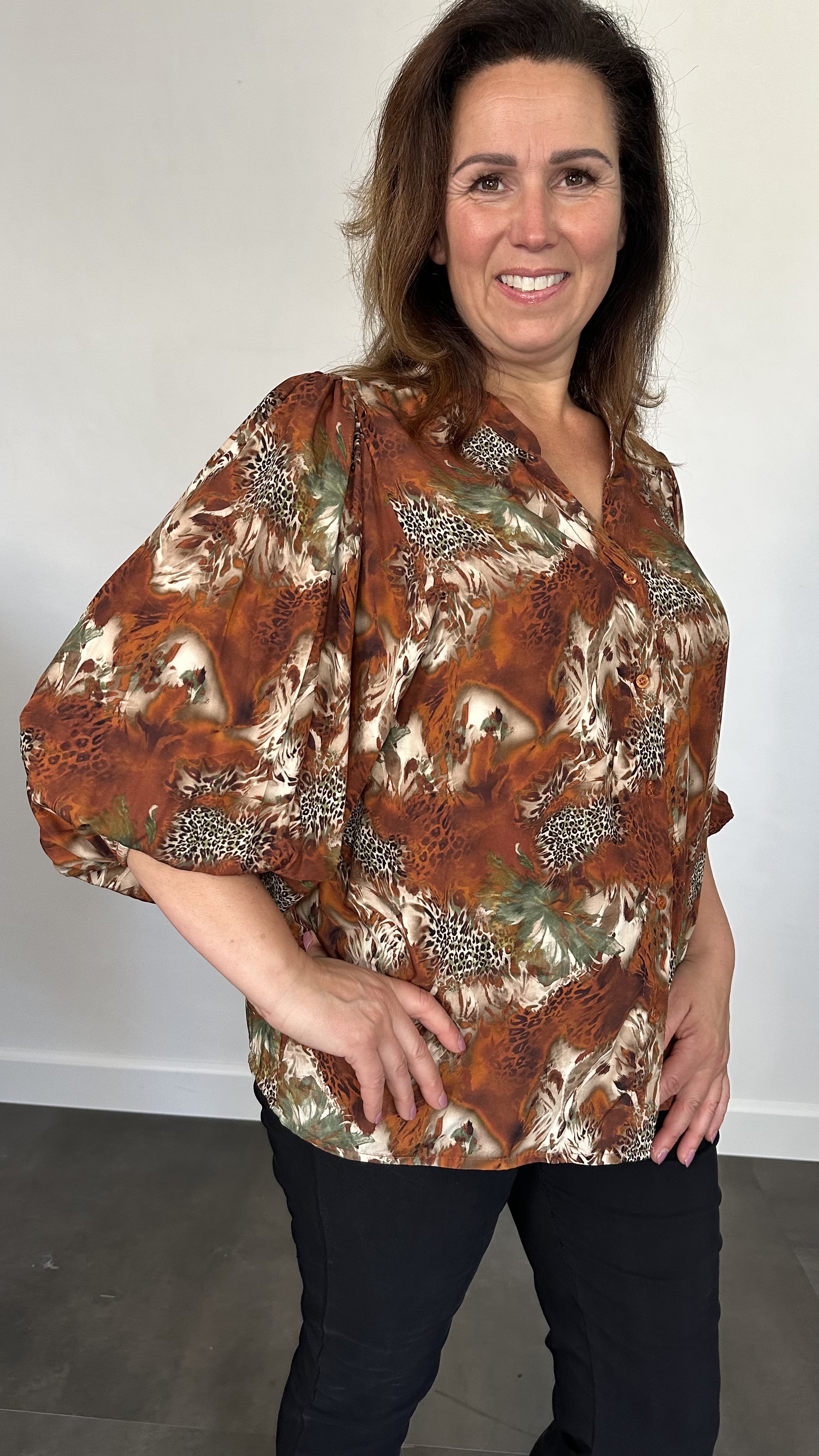 Blouse animal mix met 3/4 pofmouw stone