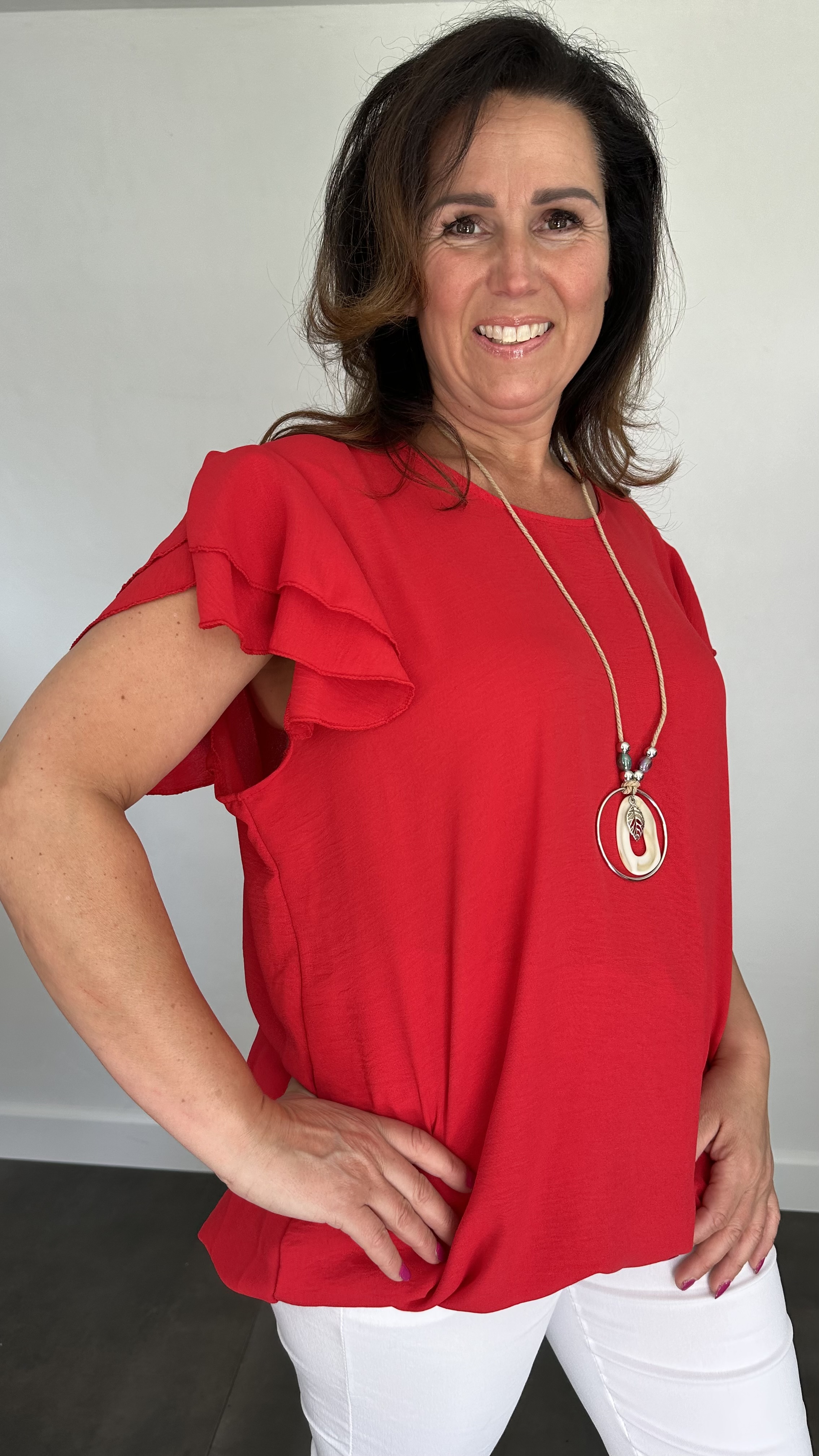 Shirt Celine met ketting rood +SIZE