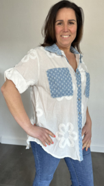 Blouse blanco met denim kraag