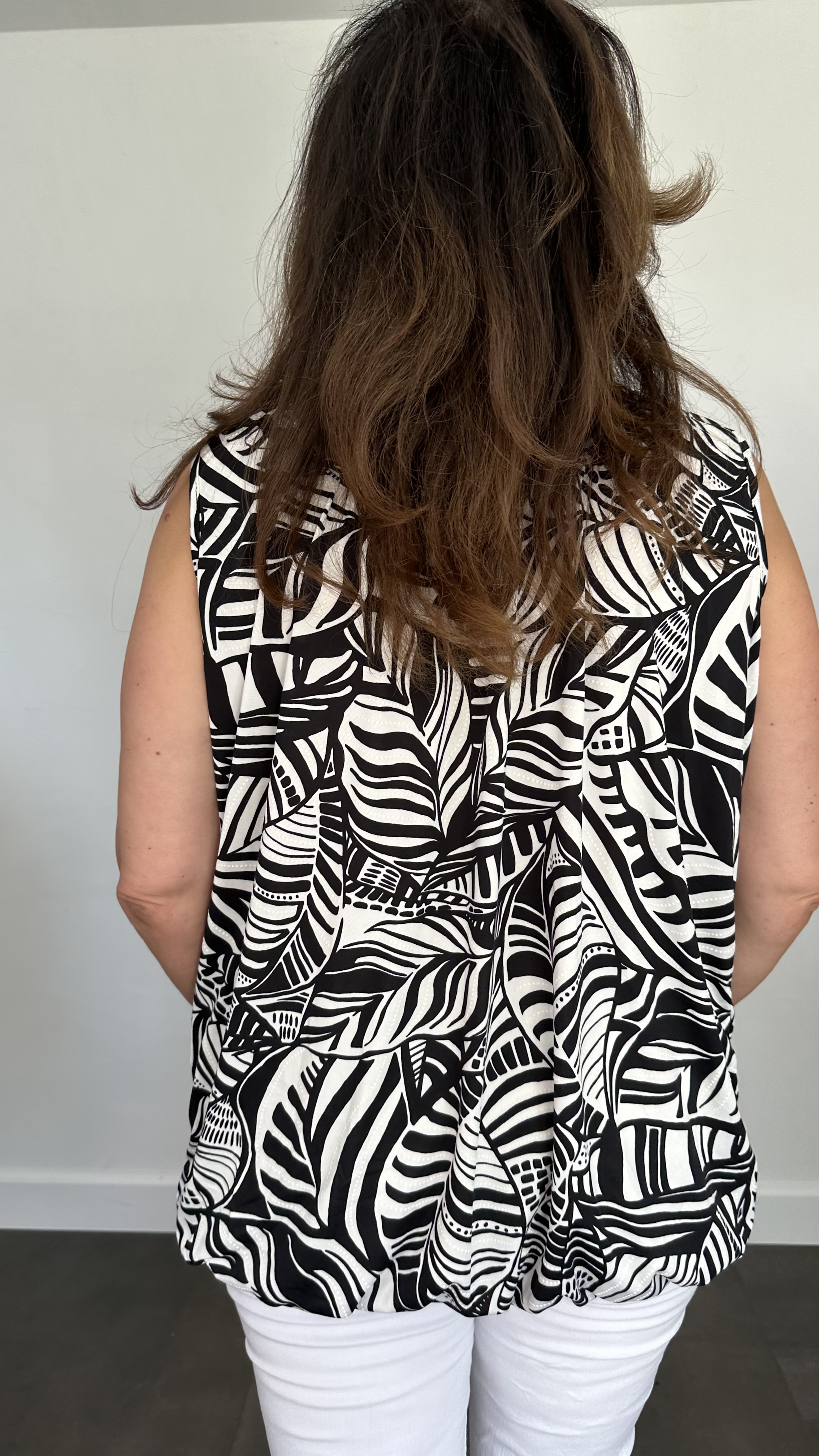 Ballon top graphic leaves zwart/wit