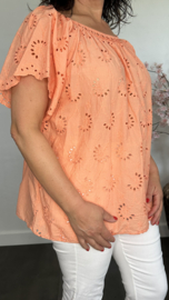 Broderie blouse Olivia Koraal