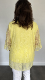 Kanten blouse Ilse +SIZE geel