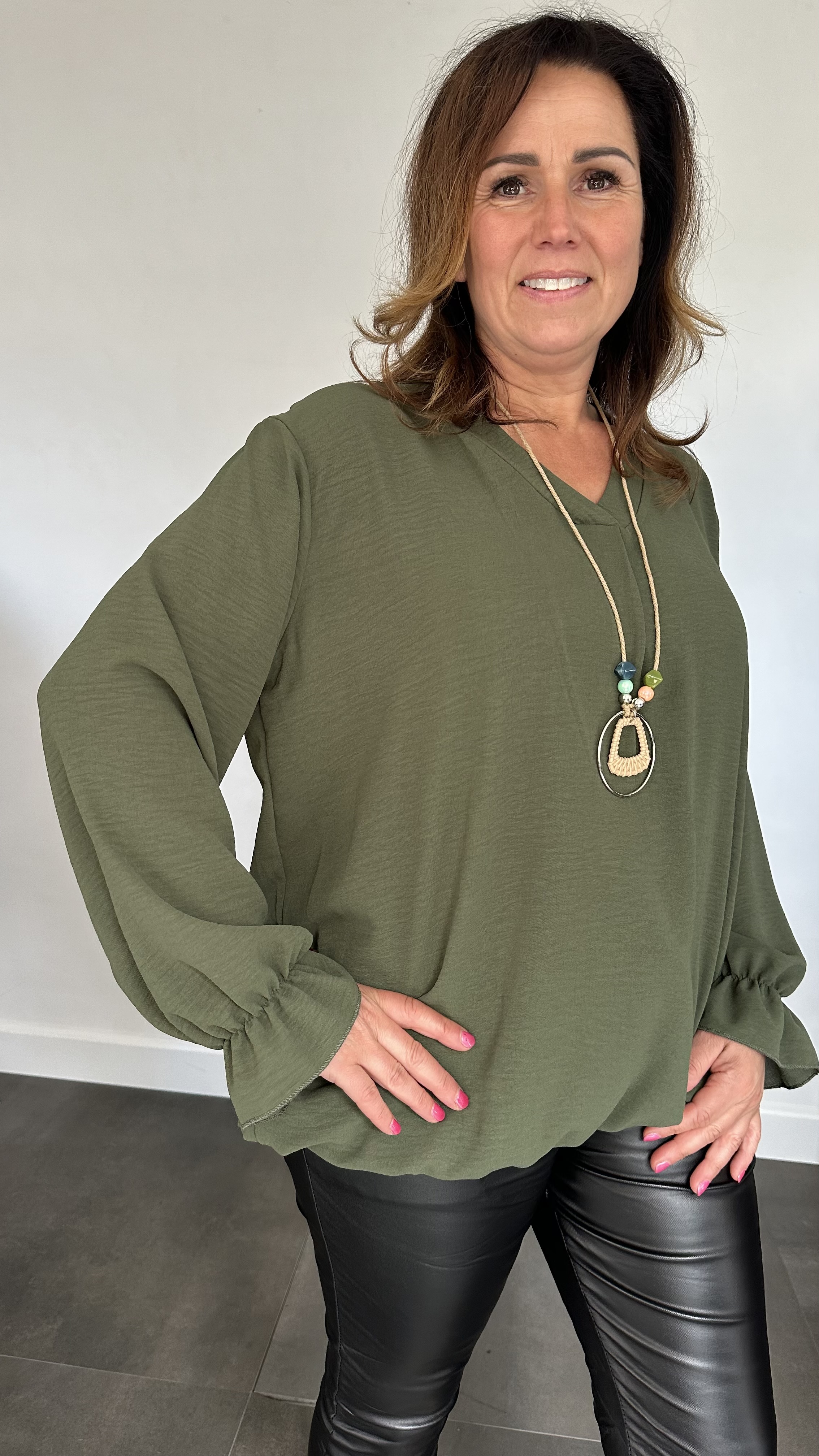 Top Maya lange mouw +SIZE army