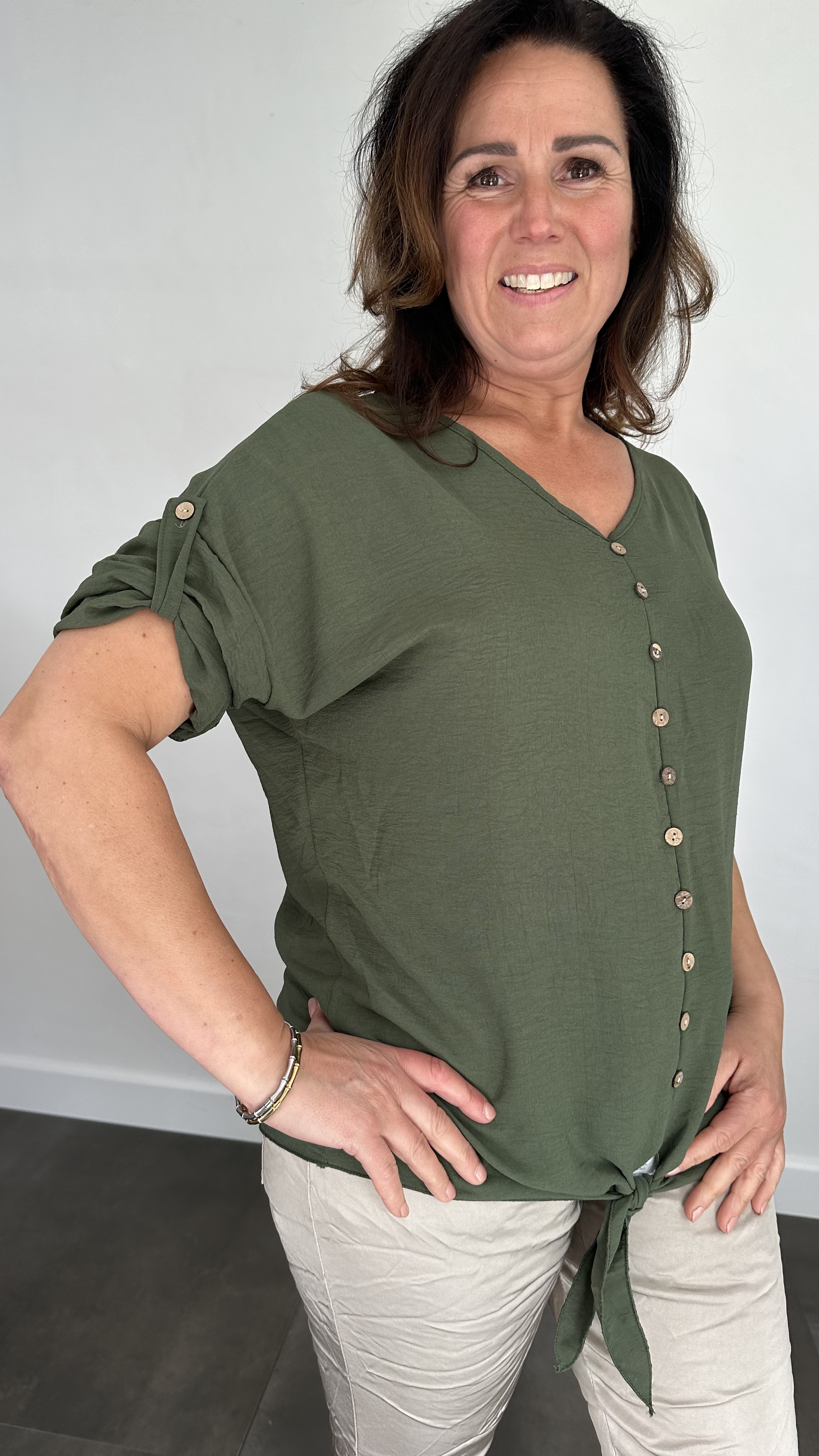 Blouse tessy met knoop army