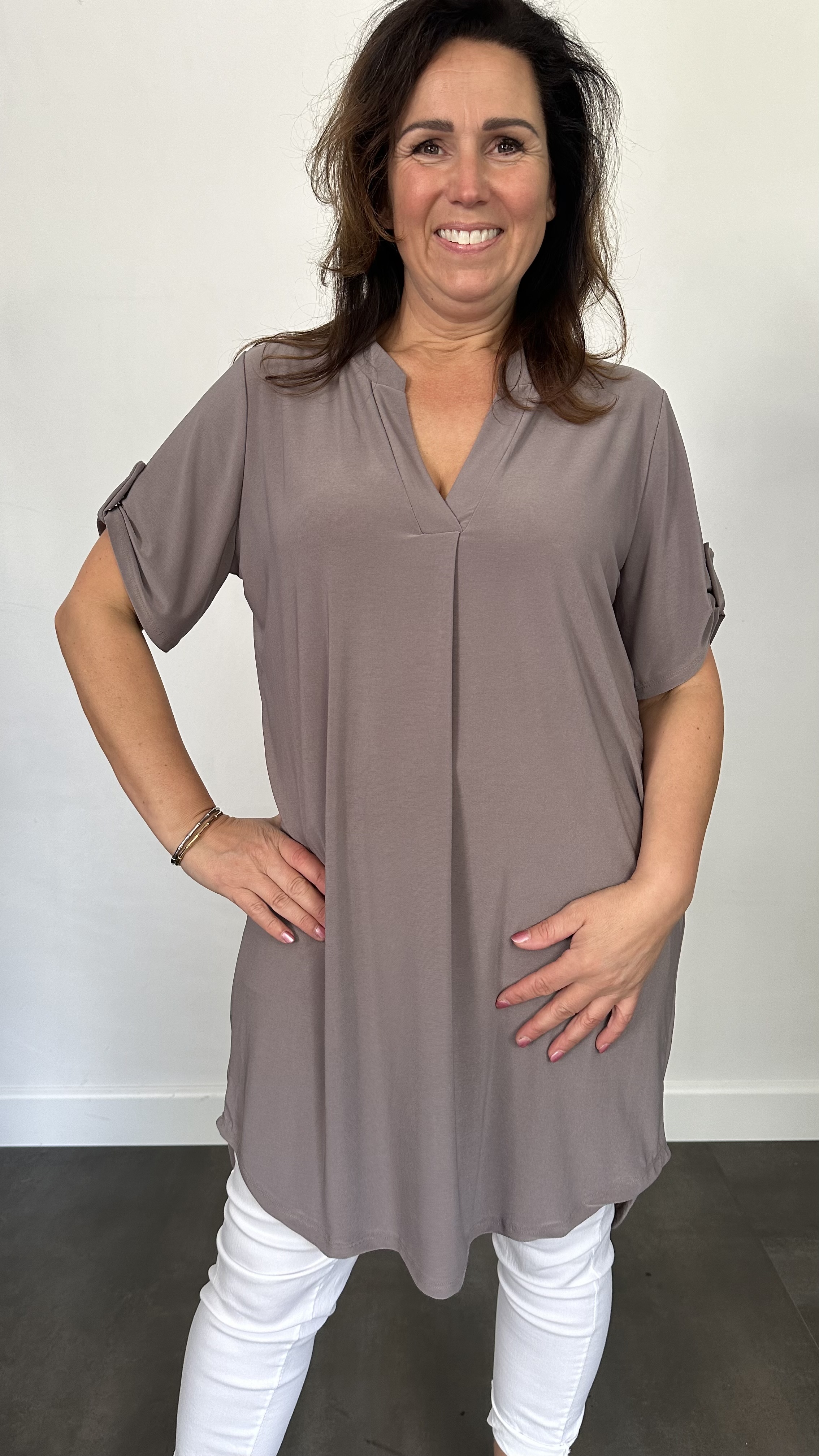 Tuniek liz korte mouw taupe