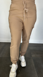 Cargo jogger in travel stof met elastiek camel