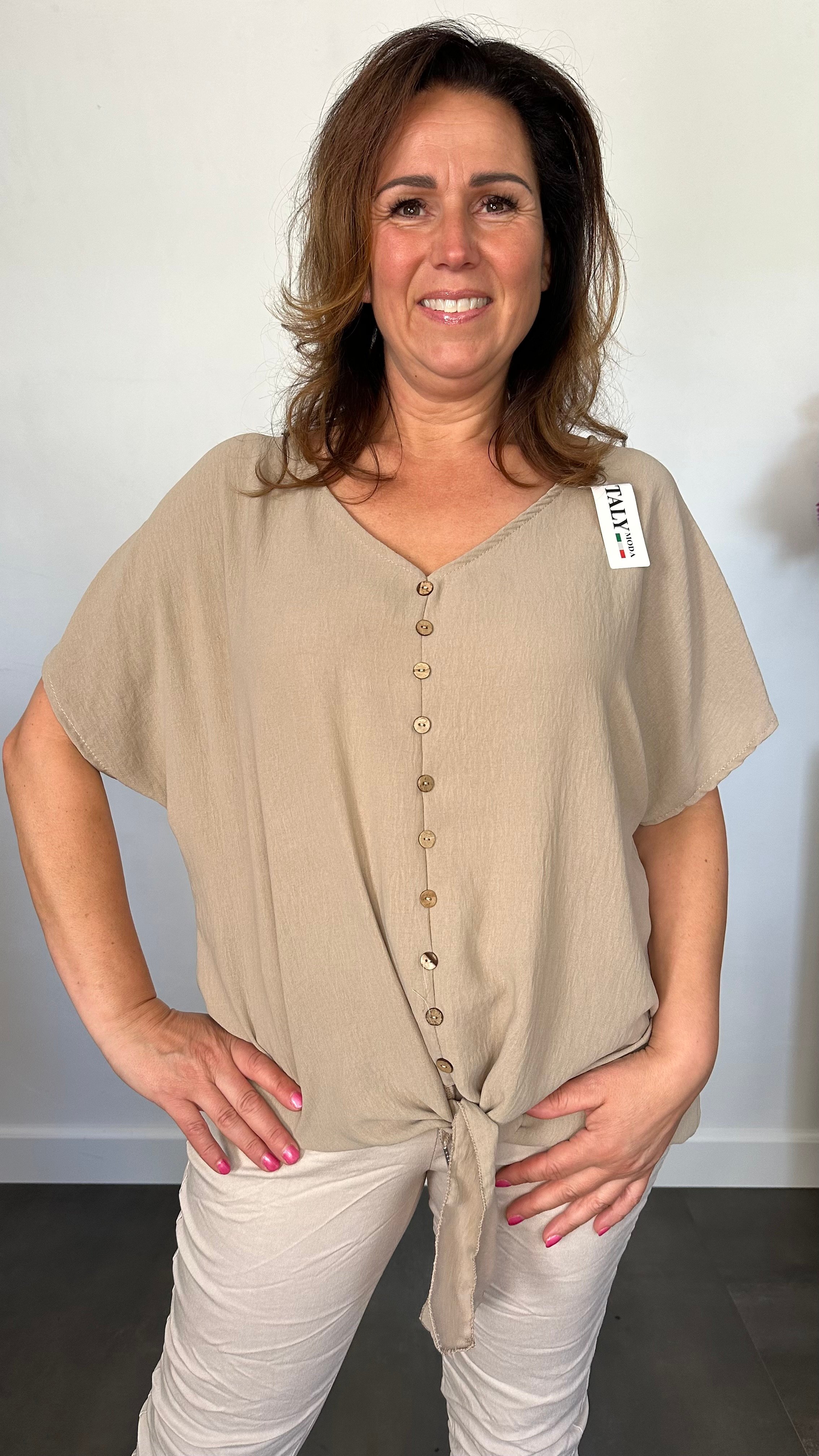 Crepe shirt met knoop zand