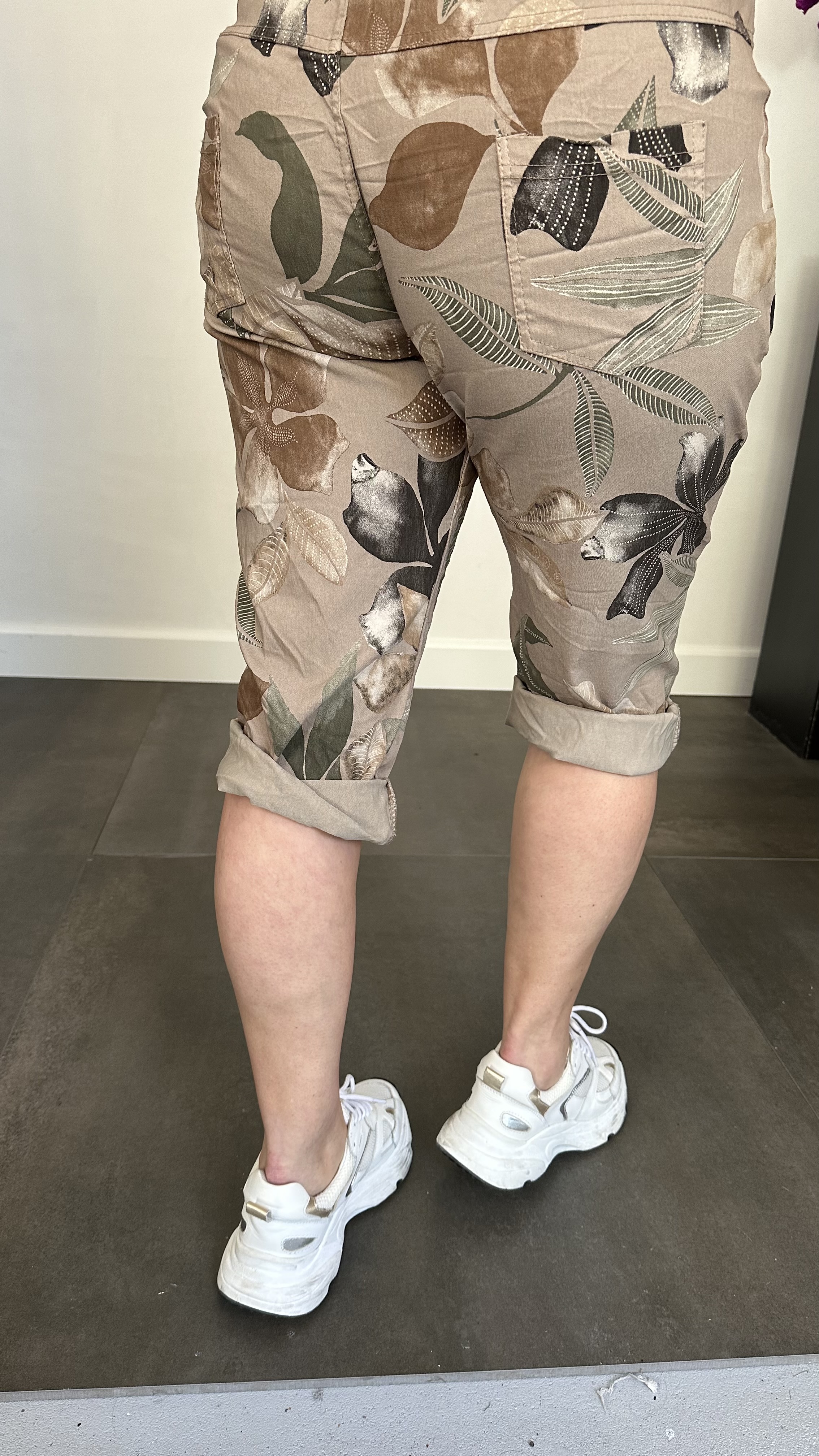 Capri joggjeans leaves taupe