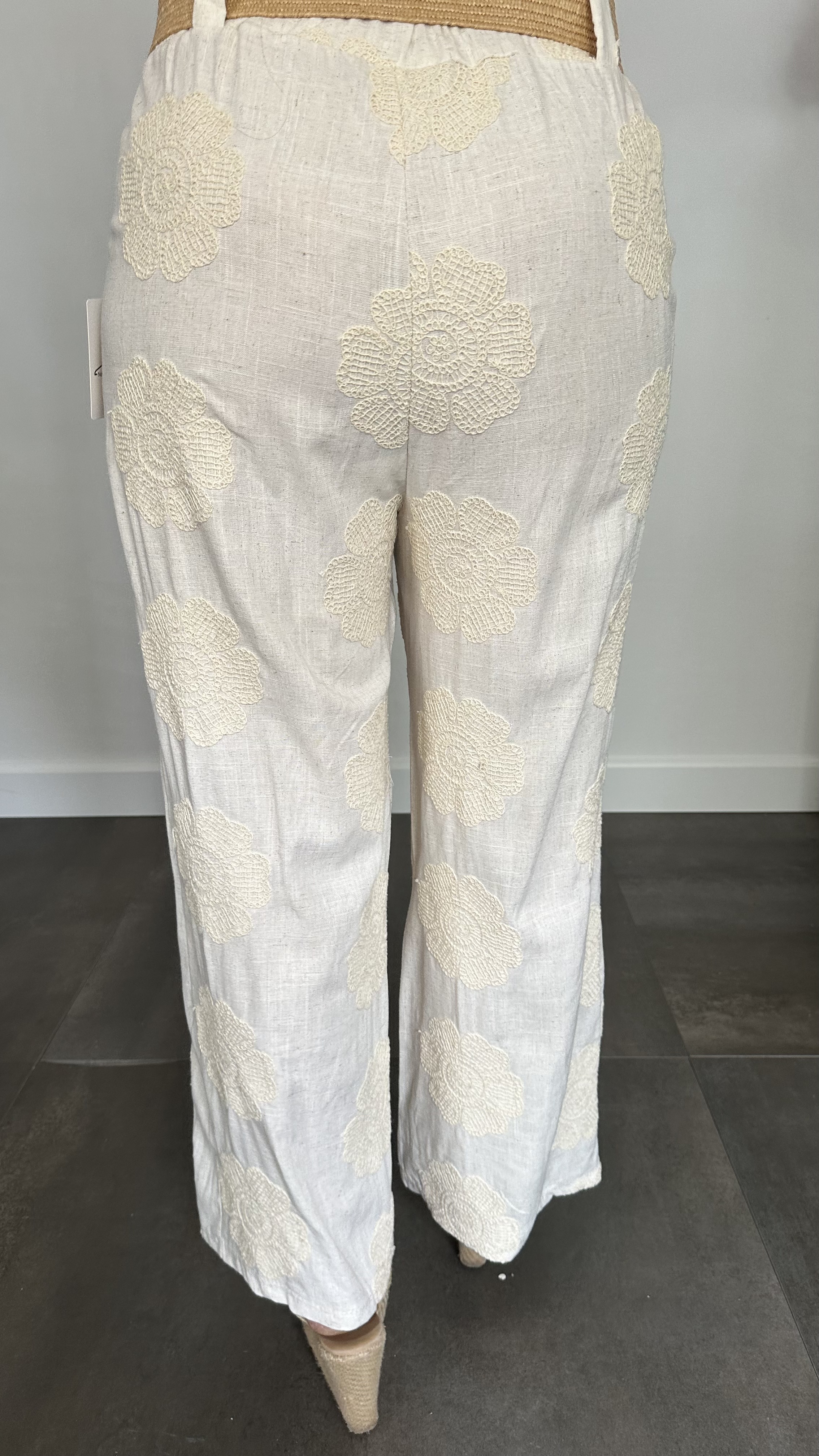 Broek Dolores met ceintuur