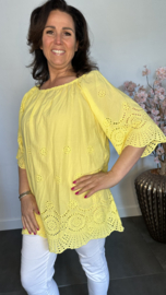 Broderie top Aurora geel