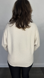 Trui Holly met vleermuismouw beige