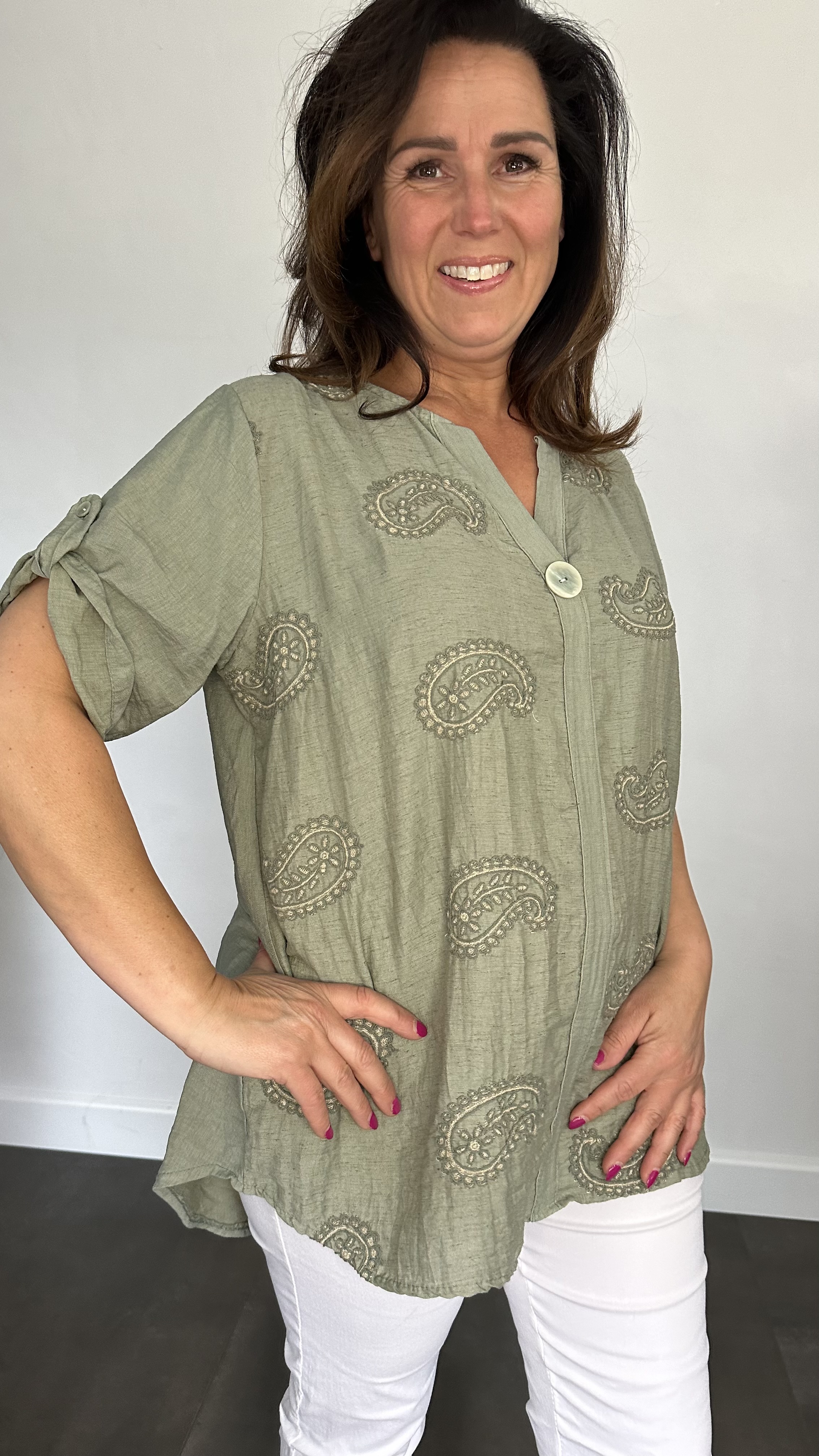 Linnenlook blouse met knoop Amanda army