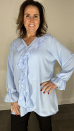Blouse met ruche crèpe licht blauw +SIZE SALE