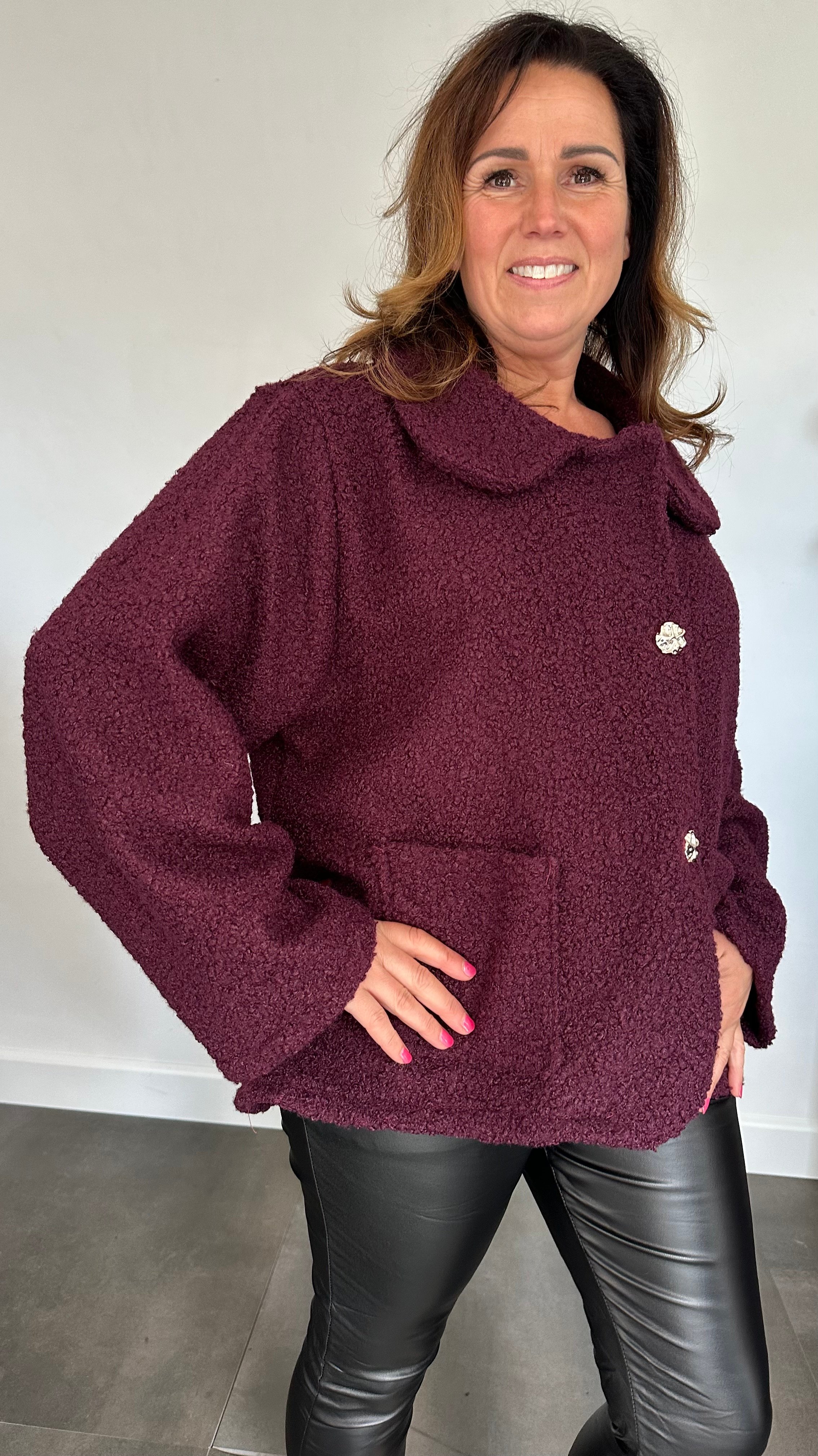 Boucle jasje wijnrood