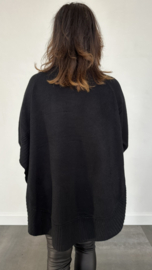 Oversized Poncho/ trui met ribbel col zwart