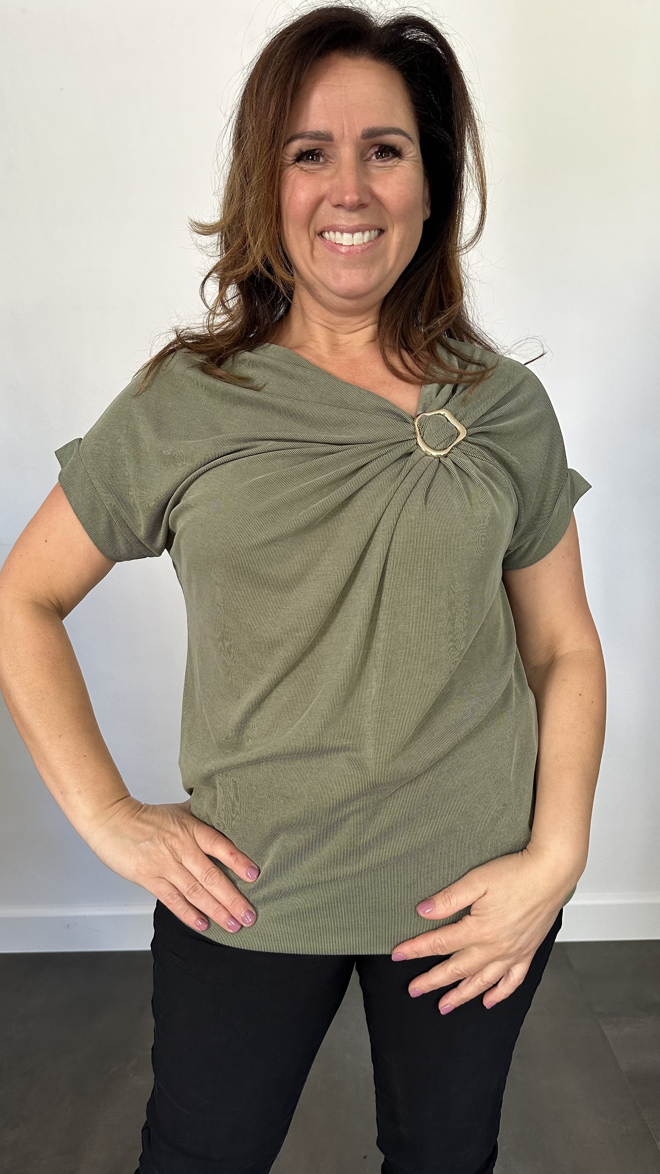 Ribbel shirt met gesp army