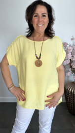 Shirt Nora kant +ketting Geel