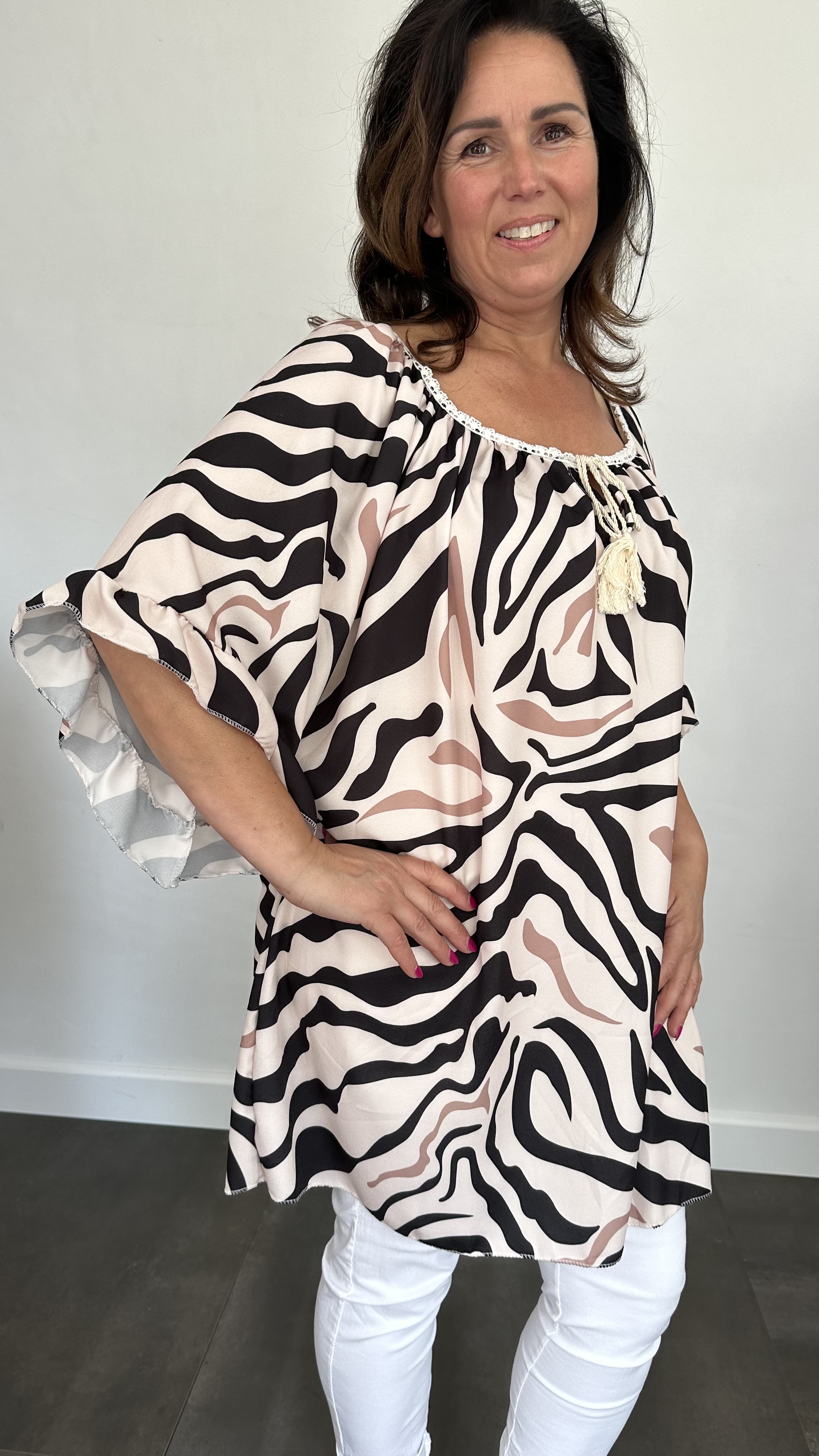 Tuniek Anita +SIZE tijger zwart/wit/camel