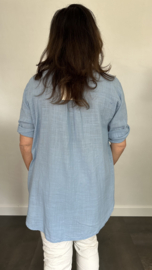 Linnenlook blouse met knoop ijsblauw
