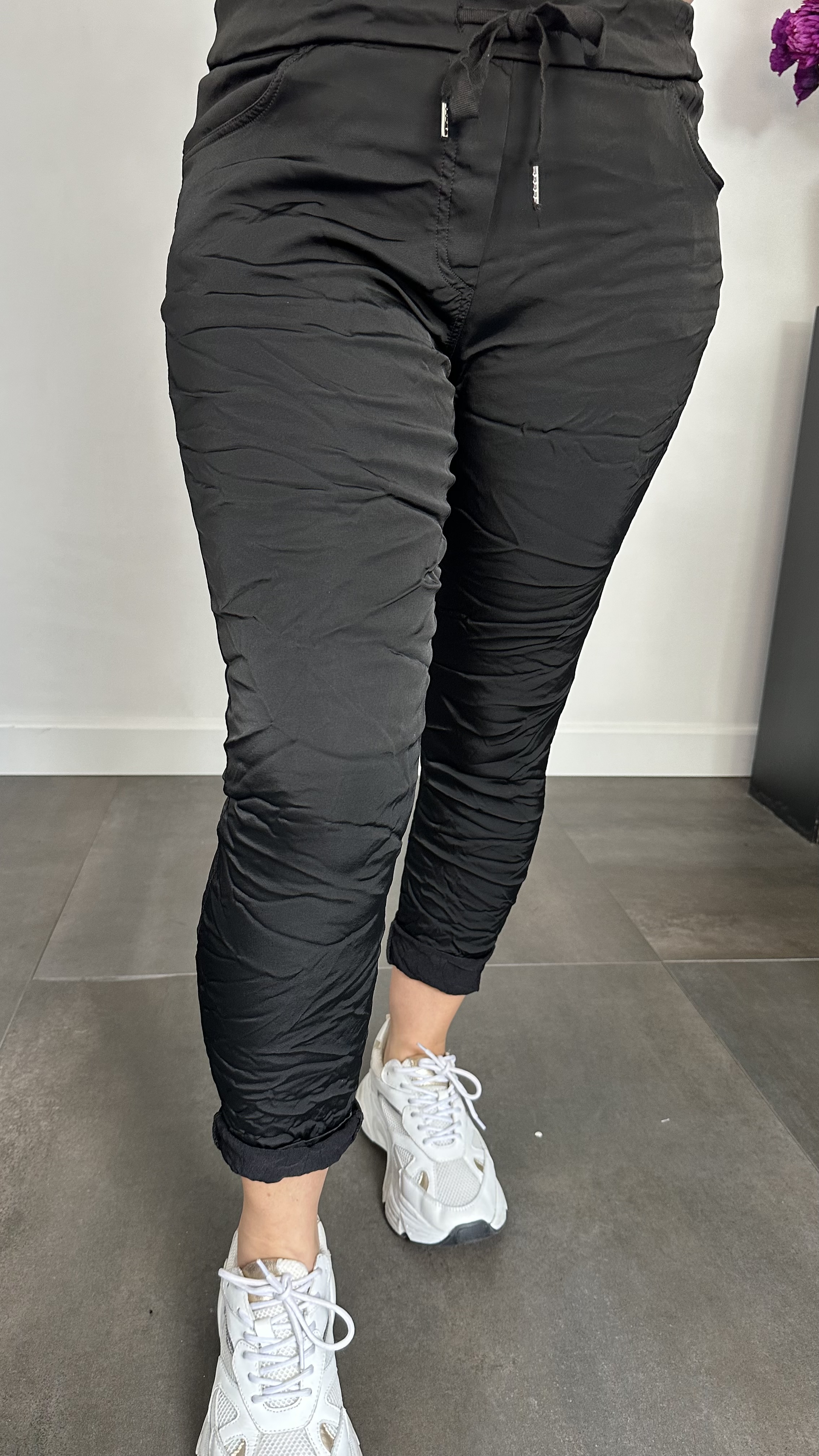 Joggjeans met glans zwart