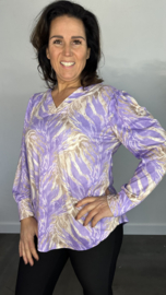 Soft shirt met v-hals en pofmouw tijger flame lila