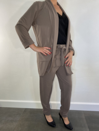 2-Delig pak Lisa taupe (+Size) Maat 3