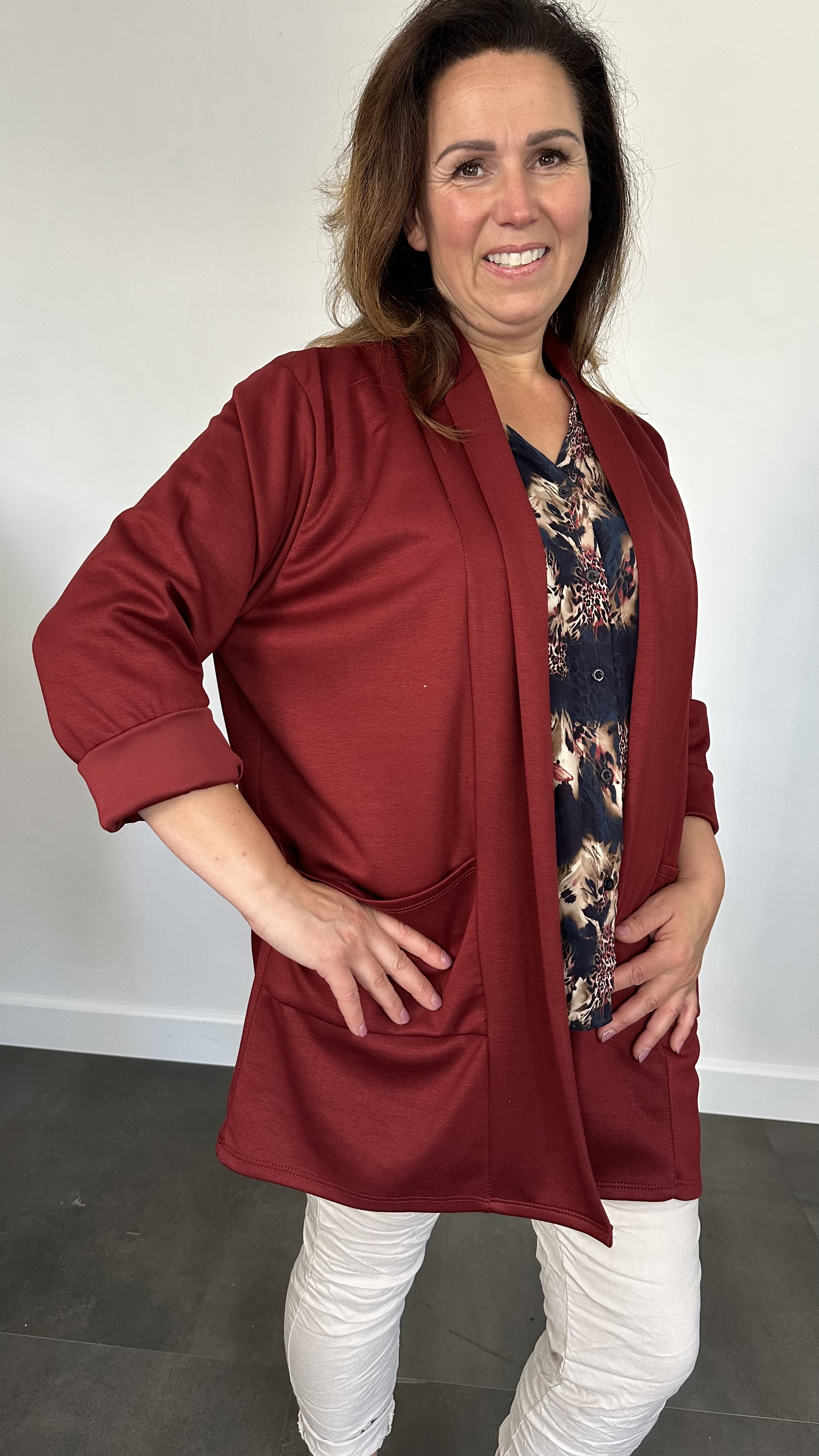 Vest Lisa met sjaalkraag +SIZE bordeaux