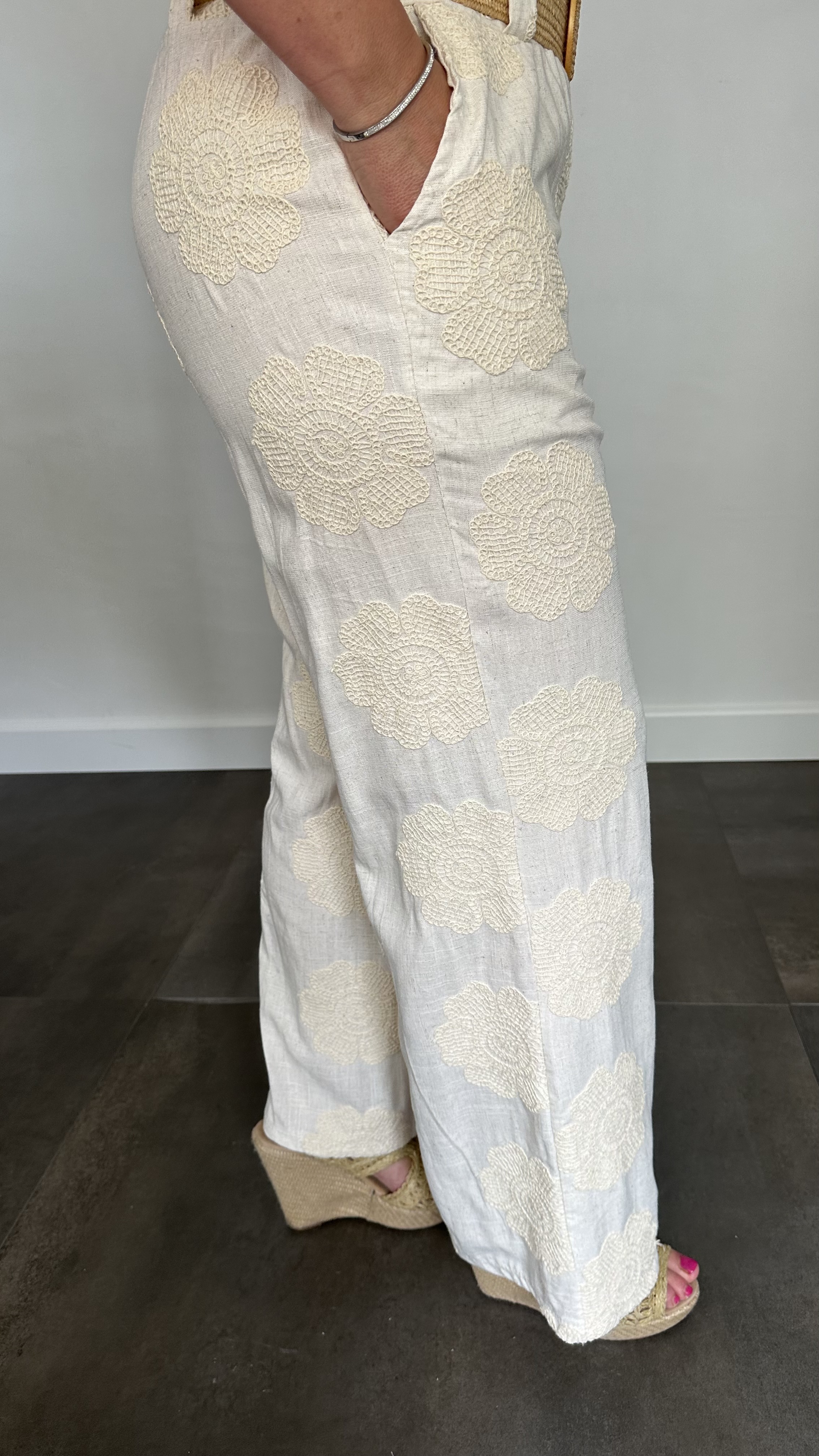 Broek Dolores met ceintuur
