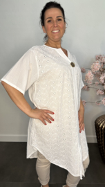Broderie tuniek met knoop Wit