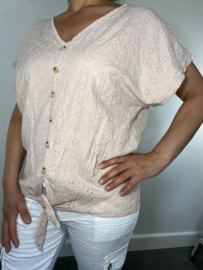 Broderie blouse met knoop roze