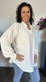 Crepe blouse Leonie met ruche Ecru