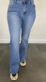 B.S. Flared jeans met split