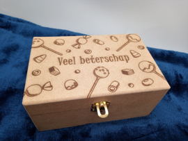 Veel beterschap, met kleine chocolade verpakkingen