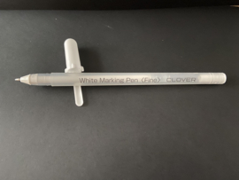 Clover White marking pen (fine)
