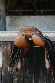 Porte-selle portable pliant