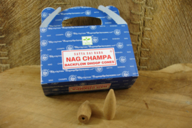 [ N-0371 ] Backflow Kegeltjes; Nag Champa, per 8 stuks