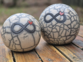 Infinity urn in diverse formaten te bestellen