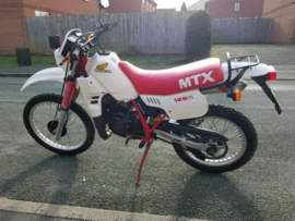 mtx 200 kappenset sticker wit