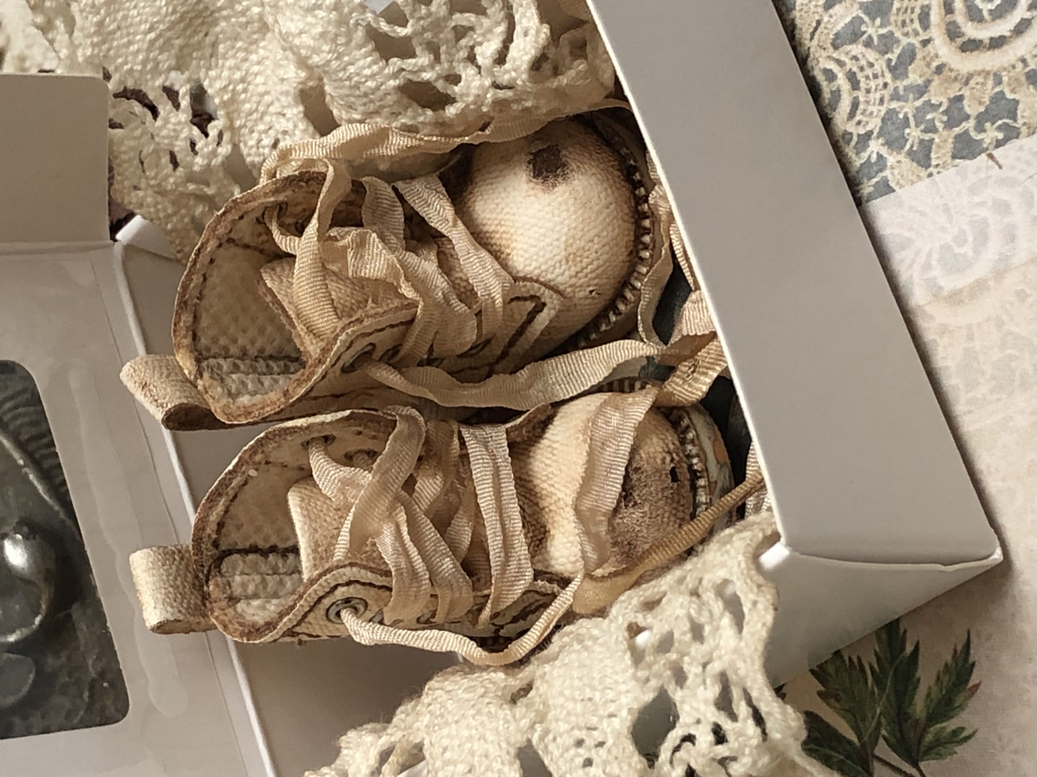 Shabby Chic aged boots for Blythe.