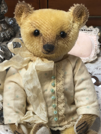 Hug Me Again Collectible bear "Humbert" standing about 6.5 inch tall.