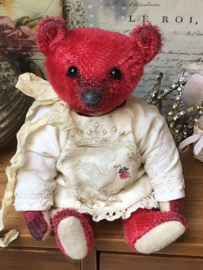 Hug Me Again Collectible bear "Loretto" standing about 6 inch tall.