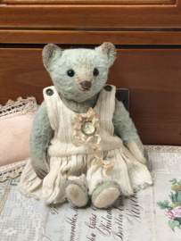 Hug Me Again Collectible bear "Whisper" standing almost 5 inch tall.