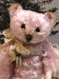 🎄 Hug Me Again Collectible bear "Lil' Angel" standing about 6 inch tall.
