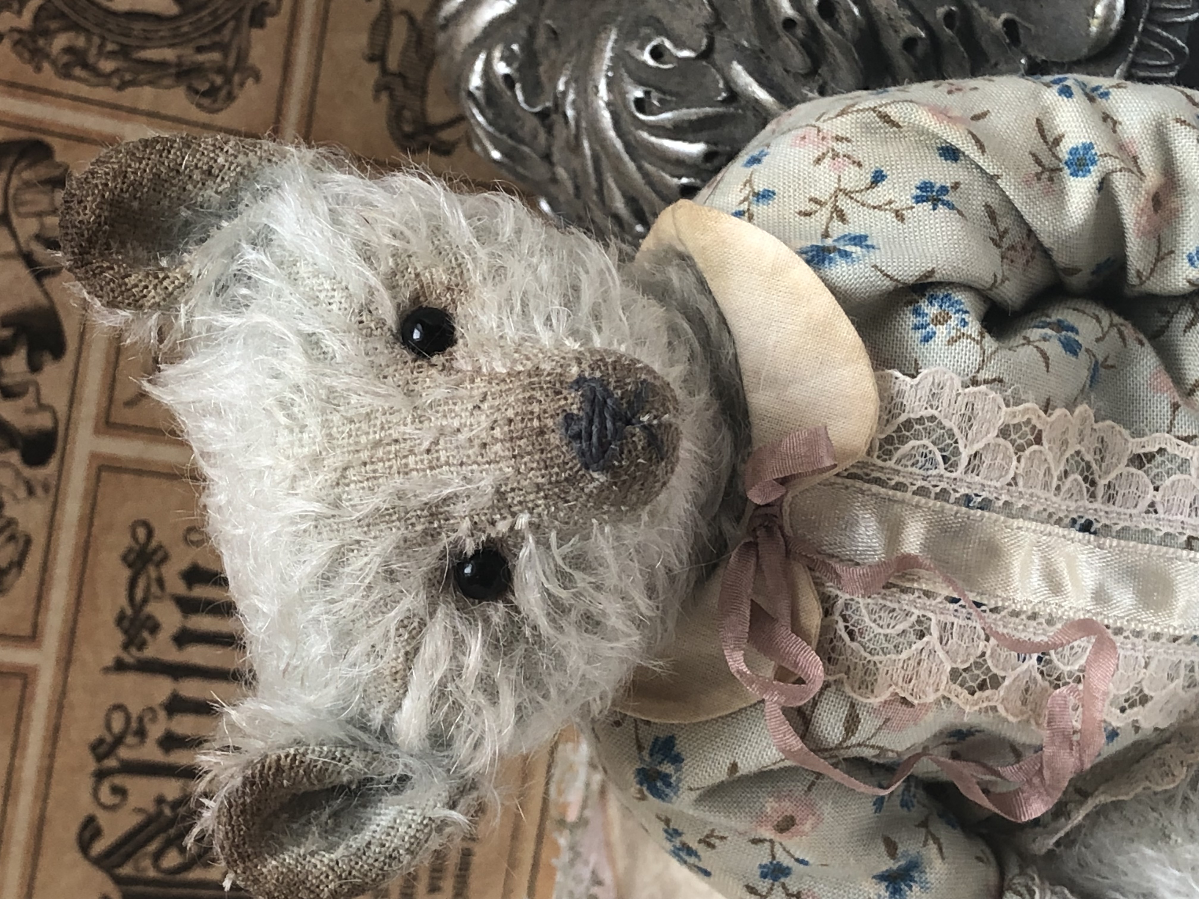 Hug Me Again Collectible bear "Wilco" standing about 7.5 inch tall.