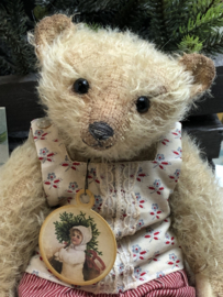 🎄 Hug Me Again Collectible bear "Christian" standing about 9 inch tall.